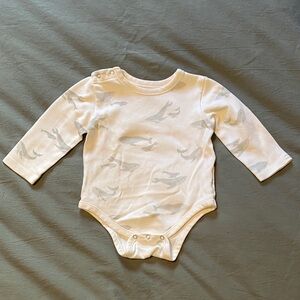 Pehr Cream Baby Onesie with Whale Print 6-12 Months